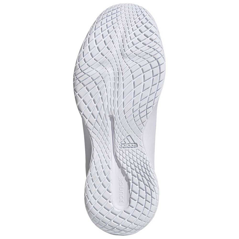ADIDAS NOVA FLIGHT